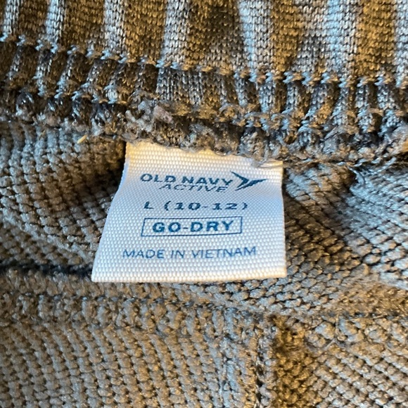 Old Navy Men's Charcoal and Crimson Joggers - Picture 3 of 4